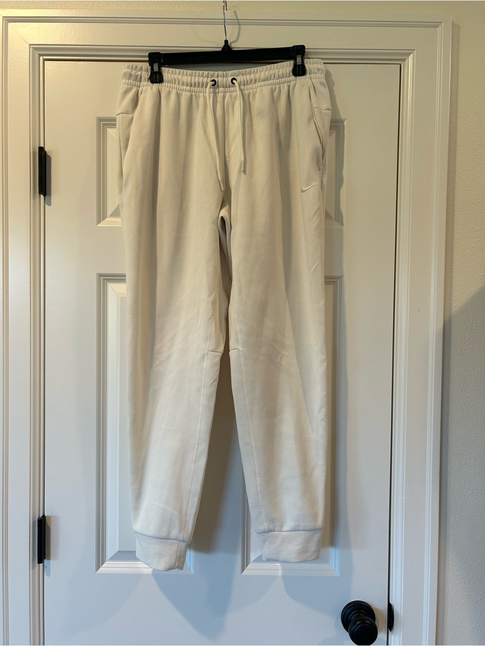 Nike Men's Cream/Off-White Fleece Jogger Pants